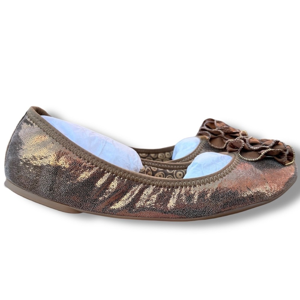 Lindsay Phillips Liz Ballet Flats Metallic Bronze Leather Rose Embellishment 6.5 - Picture 11 of 16